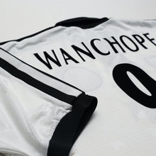 Load image into Gallery viewer, 1999/00 Wanchope #9 Derby County Vintage PUMA Home Football Shirt (XXL)15
