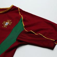Load image into Gallery viewer, 2002/04 Figo #7 Portugal Vintage Nike Home Football Shirt (S)5

