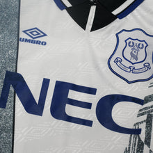 Load image into Gallery viewer, 1994/95 Ferguson #9 Everton Vintage Umbro Away Football Shirt (L)
