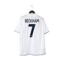 Load image into Gallery viewer, 2005/07 Beckham #7 England Vintage Umbro Home Football Shirt (L) WC 20060

