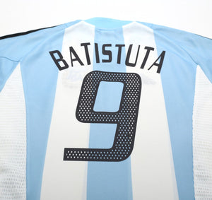 2002/04 BATISTUTA #9 Argentina Vintage adidas Home Football Shirt Jersey (M)