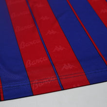 Load image into Gallery viewer, 1997/98 Barcelona Vintage Kappa Home Football Shirt (M)11
