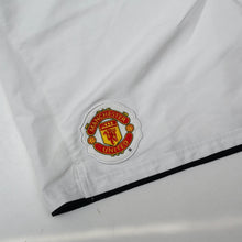 Load image into Gallery viewer, 2007/09 Ronaldo #7 Manchester United Vintage Nike Home Football Shorts (L) 34/36
