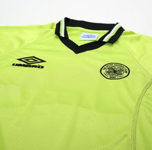 Load image into Gallery viewer, 1998/99 CELTIC Vintage Umbro Football Training Shirt Jersey (L)
