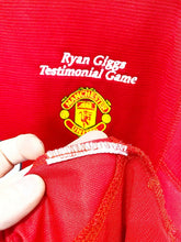 Load image into Gallery viewer, 2000/02 CANTONA #7 Manchester United Vintage Umbro (XL) Ryan Giggs Testimonial Shirt 2001
