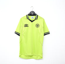 Load image into Gallery viewer, 1998/99 CELTIC Vintage Umbro Football Training Shirt Jersey (L)
