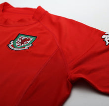 Load image into Gallery viewer, 2004/06 GIGGS #11 Wales Vintage KAPPA Home Football Shirt Jersey (L/XXL)
