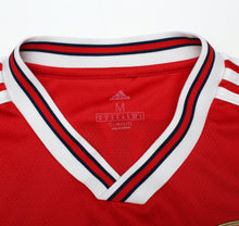 Load image into Gallery viewer, 2019/20 MARTINELLI #35 Arsenal Vintage adidas Home Football Shirt (M)
