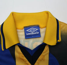 Load image into Gallery viewer, 1996/97 FERGUSON #9 Everton Vintage Umbro Away Football Shirt (L)
