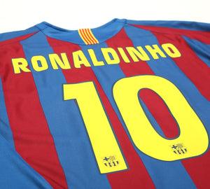 2005/06 RONALDINHO #10 Barcelona Vintage Nike Home Football Shirt Jersey (XL)