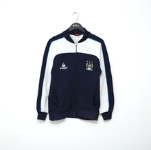 Load image into Gallery viewer, 2001/03 MANCHESTER CITY Vintage le coq sportif Football Track Top Jacket (S/M)
