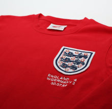 Load image into Gallery viewer, 1966 Bobby MOORE #6 England Vintage Umbro Away LS Football Shirt (M) West Ham
